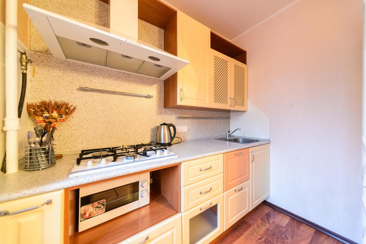 Apartment On Hryhoriia Chuprynky Κίεβο Εξωτερικό φωτογραφία