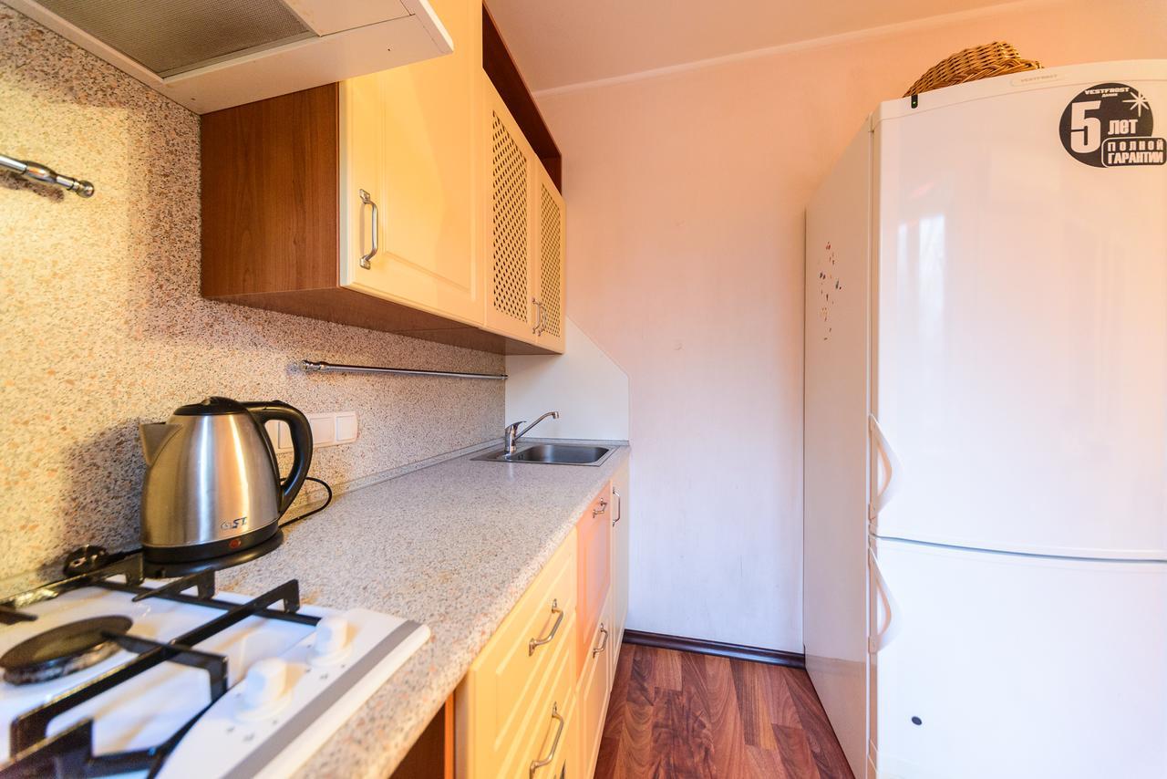 Apartment On Hryhoriia Chuprynky Κίεβο Εξωτερικό φωτογραφία